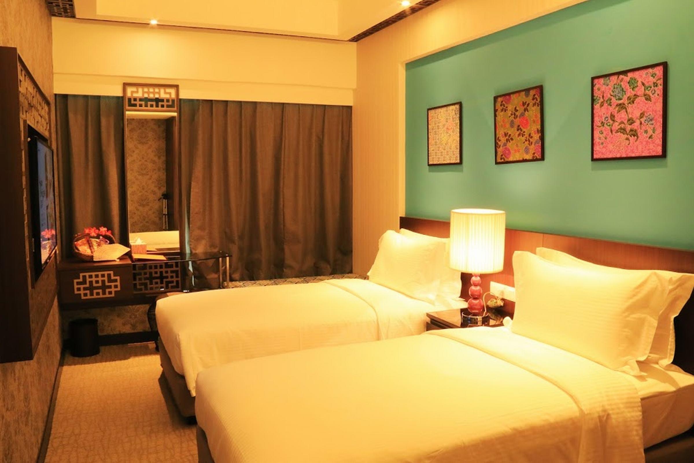 Estadia Hotel Malacca Exterior photo