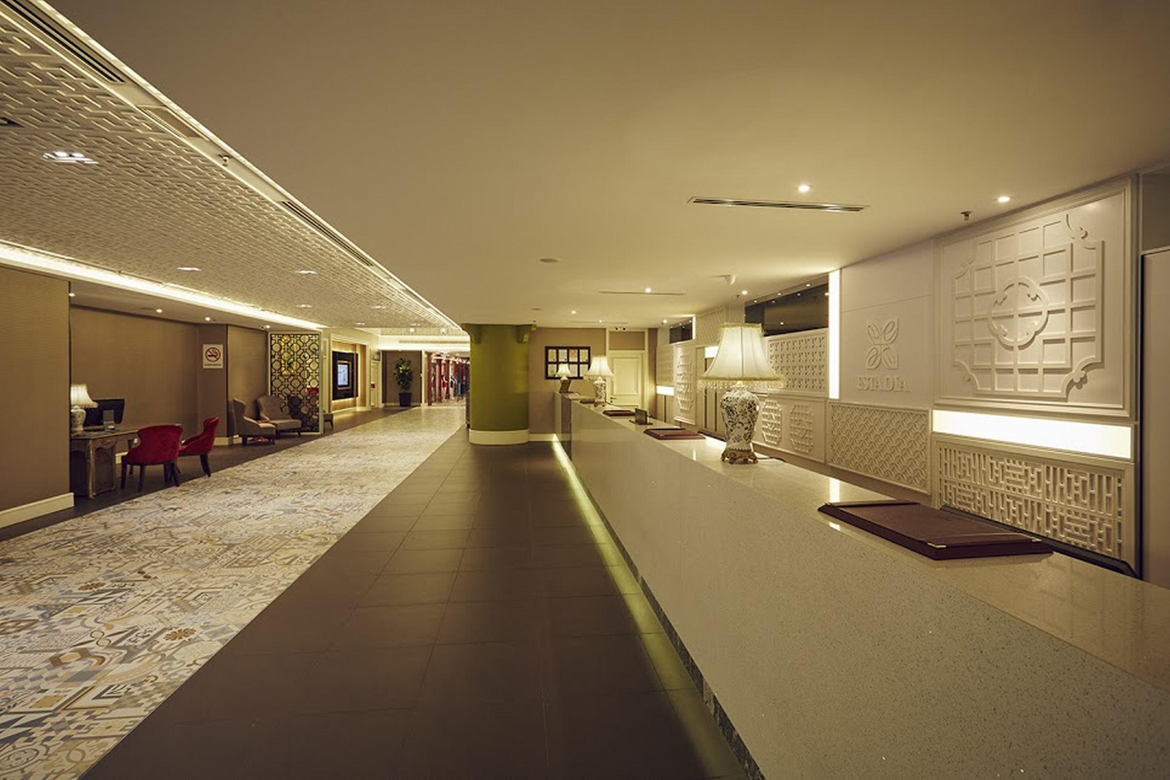 Estadia Hotel Malacca Exterior photo