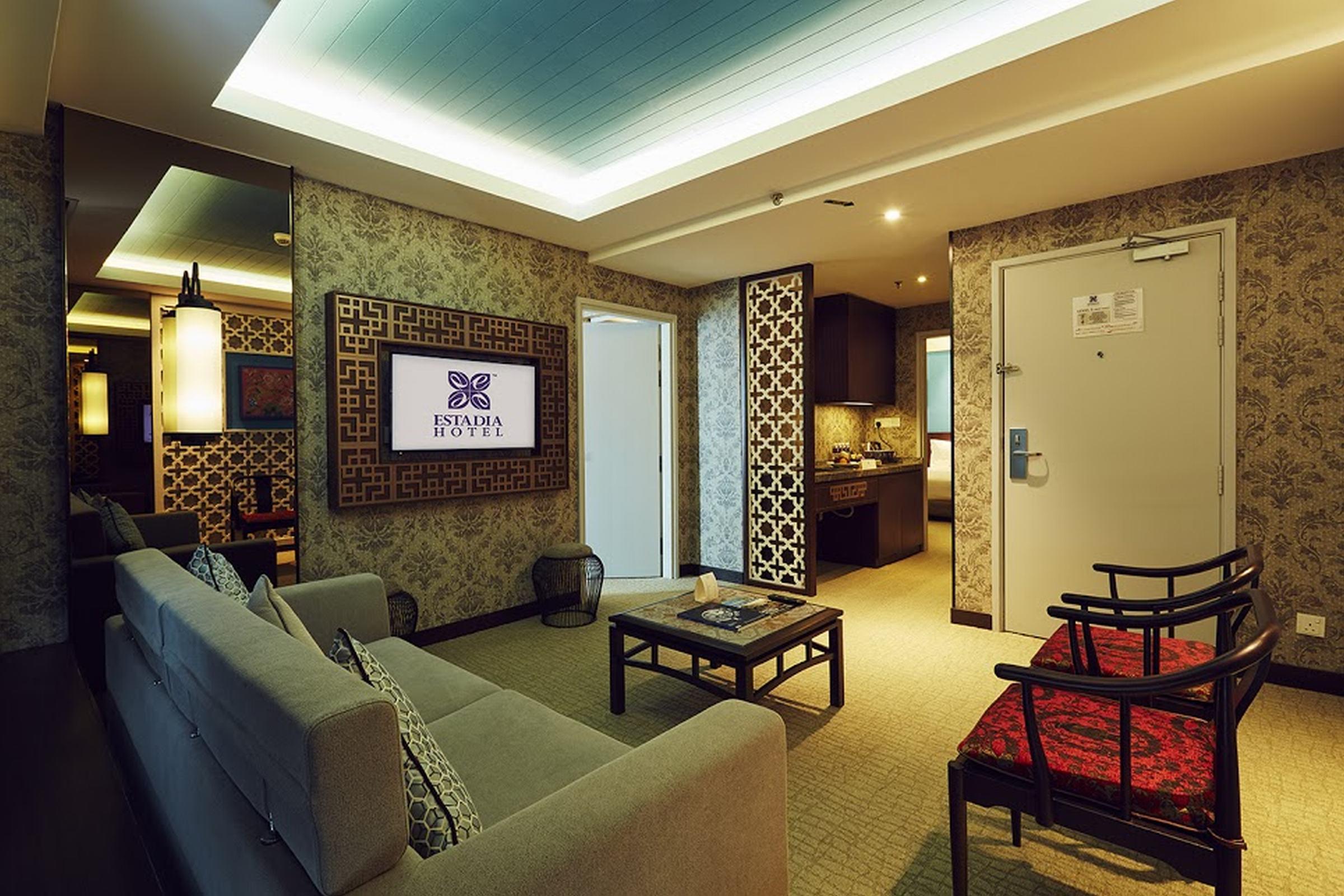 Estadia Hotel Malacca Exterior photo