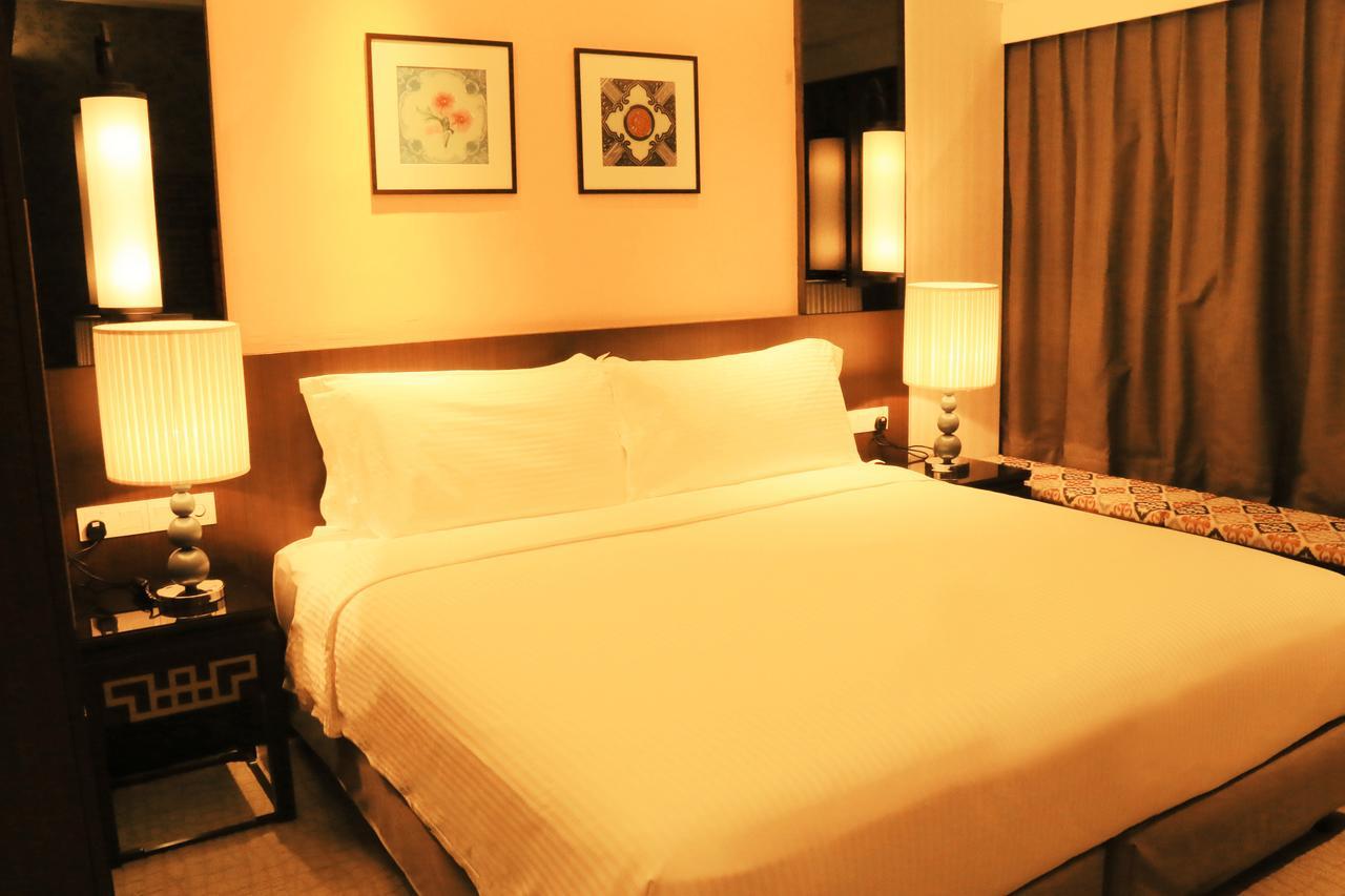 Estadia Hotel Malacca Exterior photo