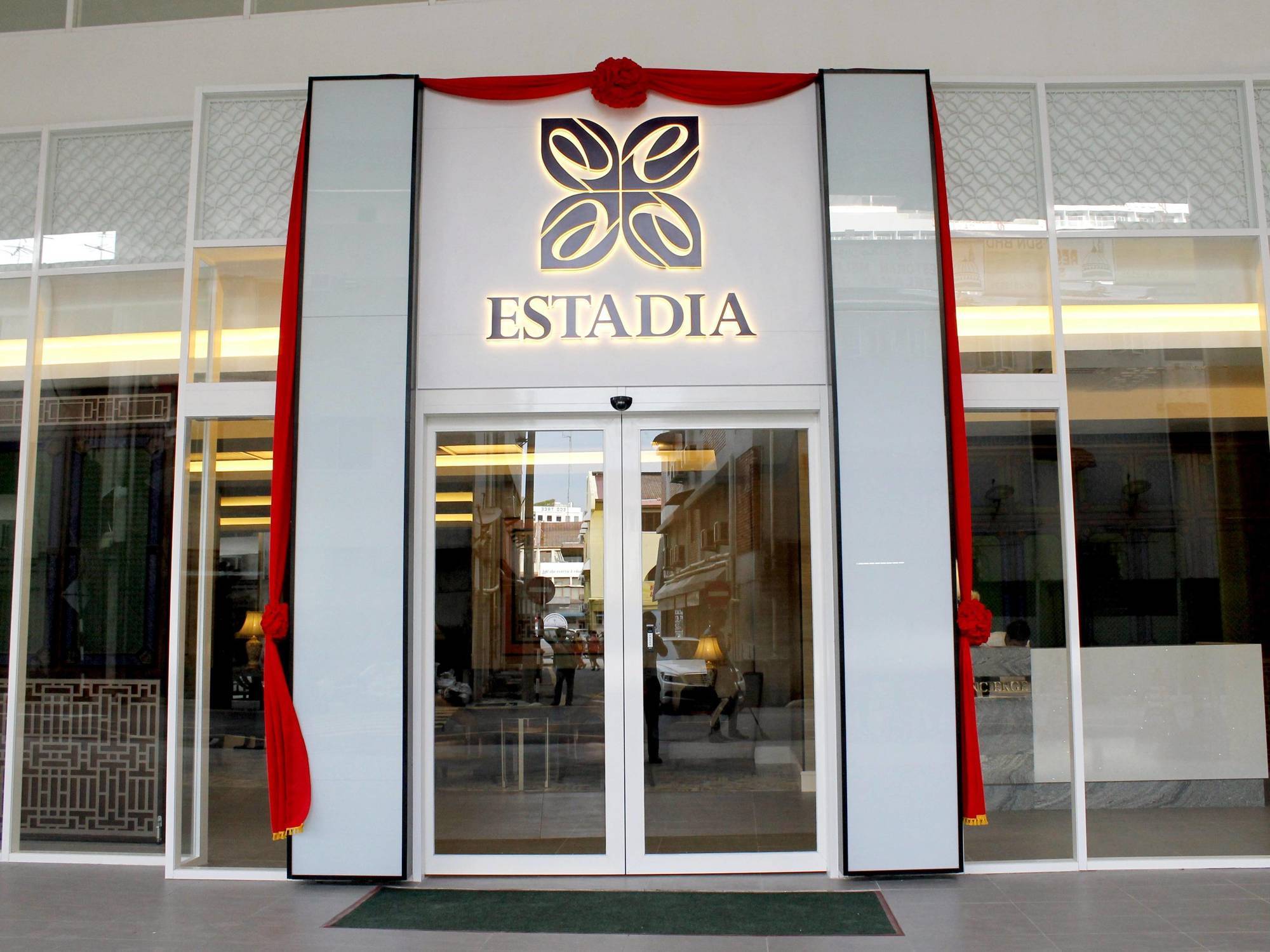 Estadia Hotel Malacca Exterior photo